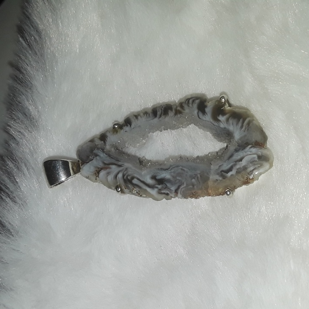 Geode Druzy Agate Slice Pendant .925 Sterling Silver Shimmer White Black Gray - Picture 11 of 11